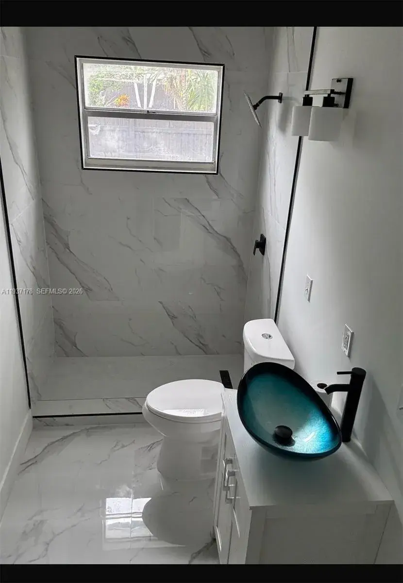 3101 SW 22nd Ct # 2, Fort Lauderdale FL 33312