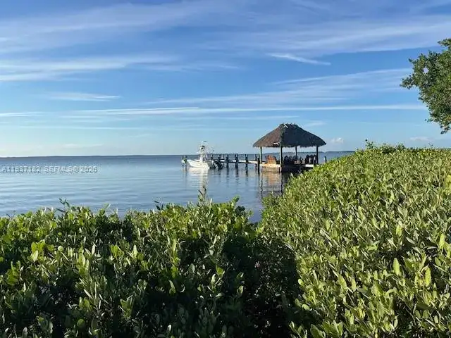 202 Sanctuary Dr, Key Largo FL 33037 photo 3