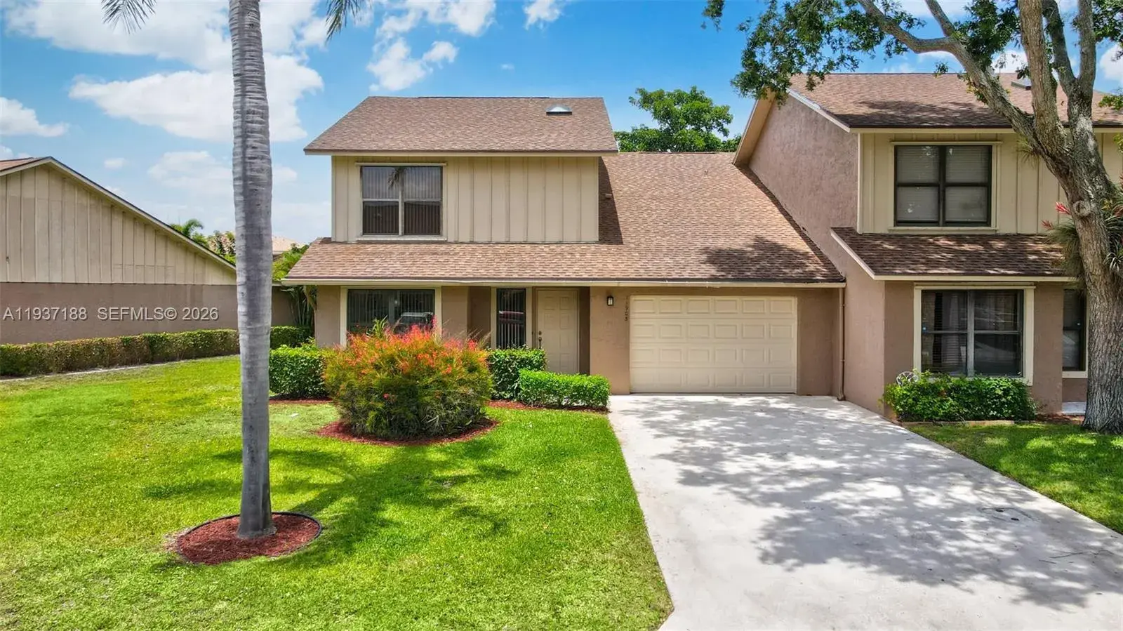 11905 Donlin Dr, Wellington FL 33414