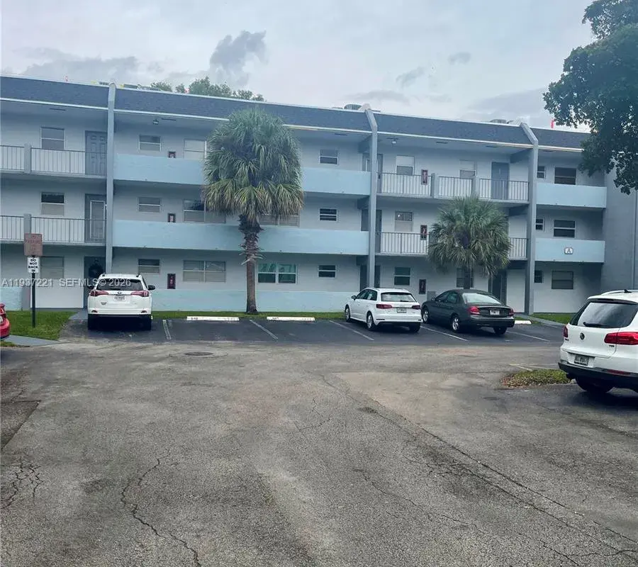 8351 Sands Point Blvd # A208, Tamarac FL 33321