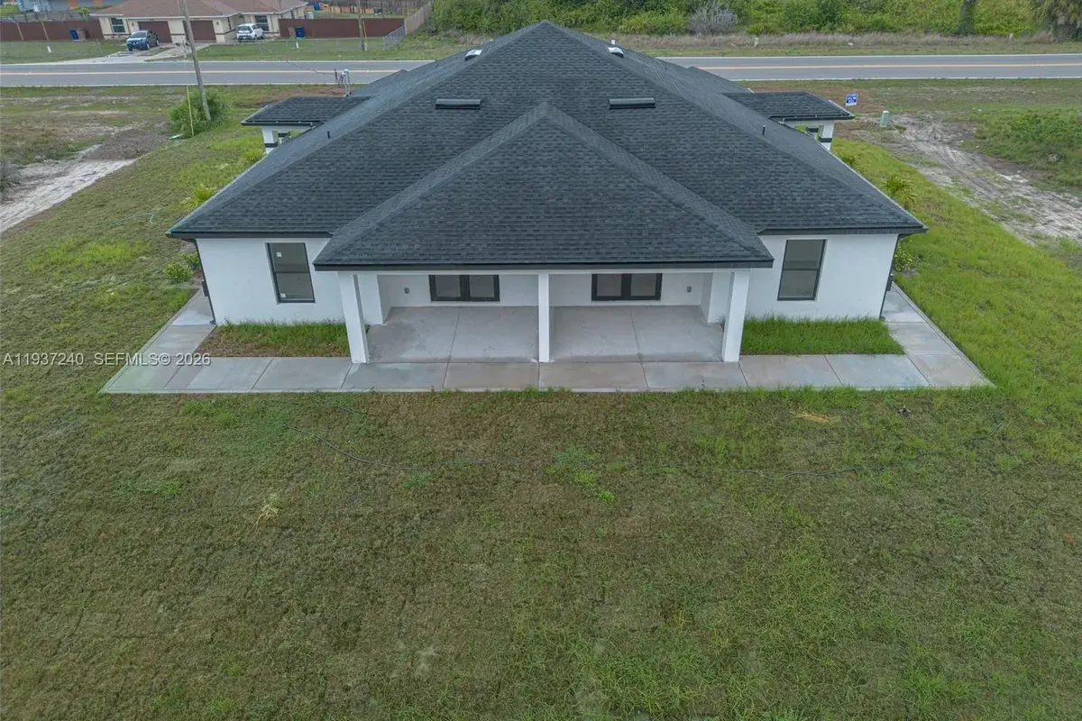 842 844 Alabama Rd S, Lehigh Acres FL 33974