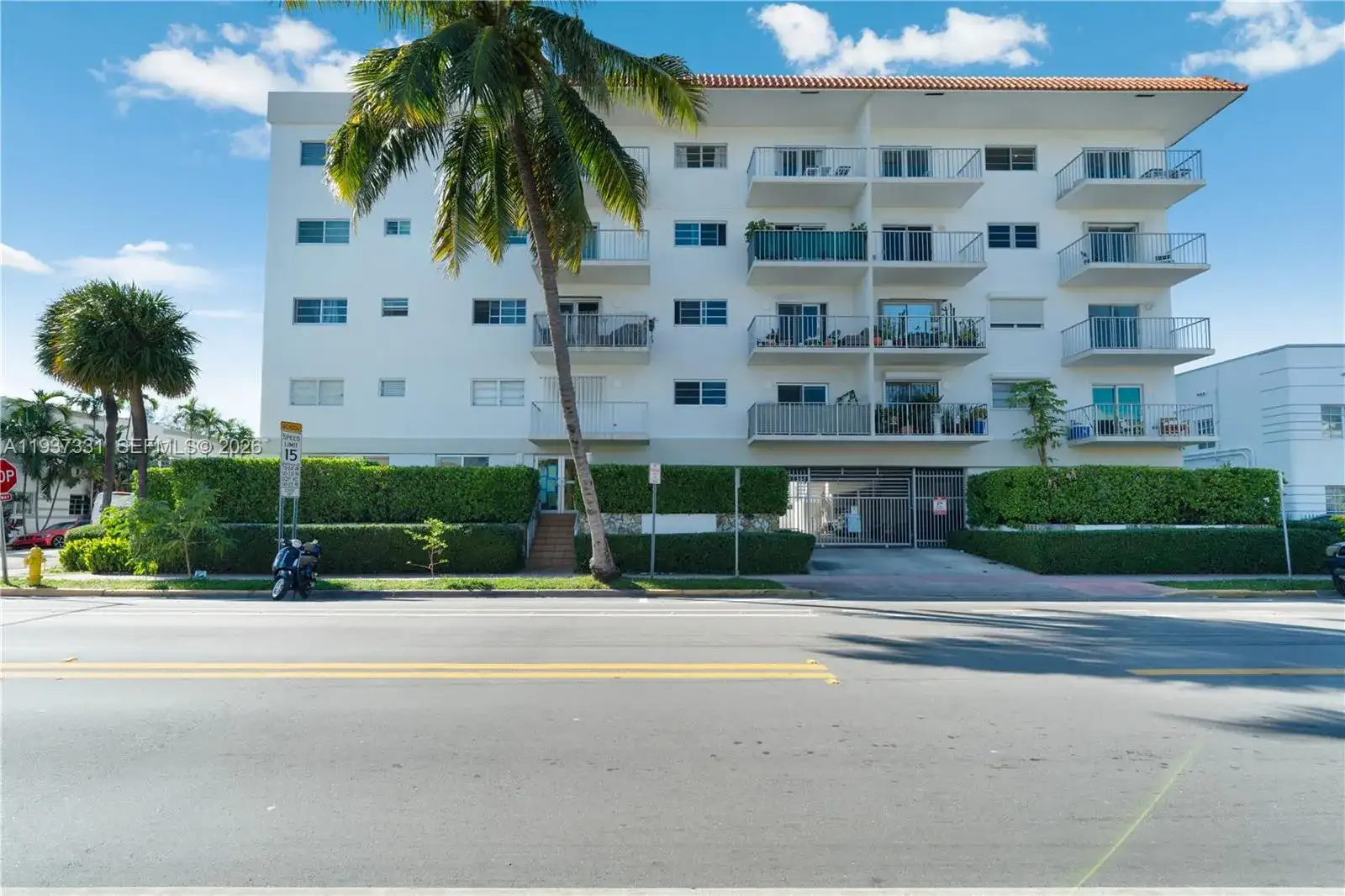1428 Euclid Ave # 404, Miami Beach FL 33139 photo 3