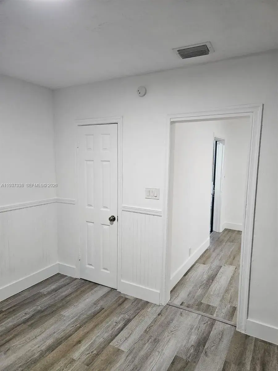 1033 N Andrews Ave, Fort Lauderdale FL 33311