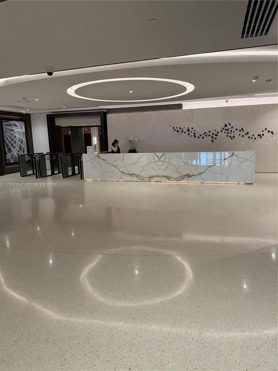 1717 N Bayshore Dr # 3542, Miami FL 33132