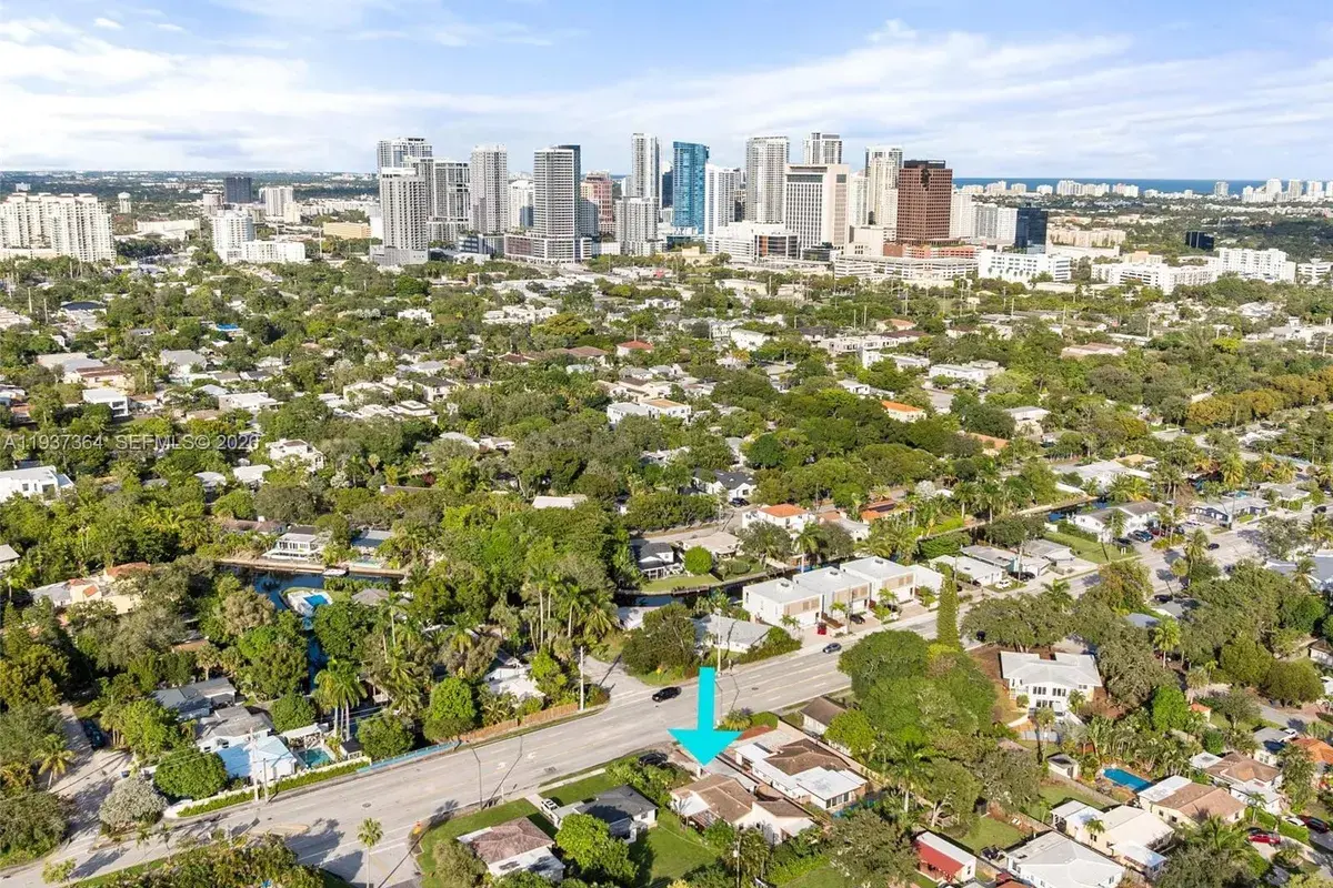 700 SW 12th St, Fort Lauderdale FL 33315
