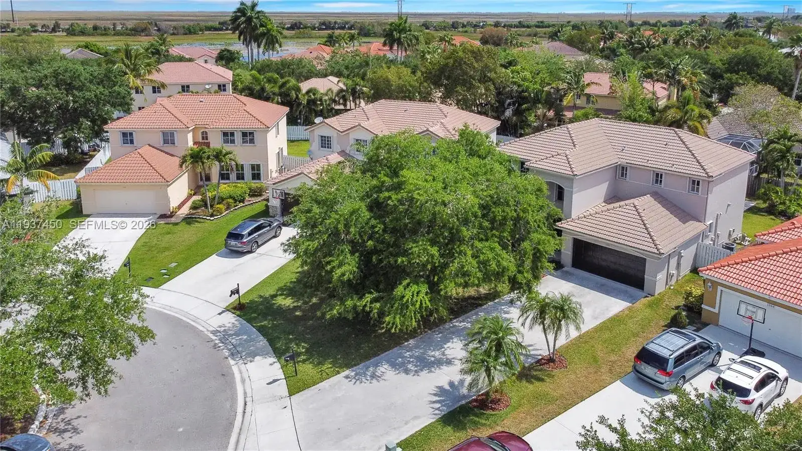 1570 ELM GROVE RD, Weston FL 33327 photo 2