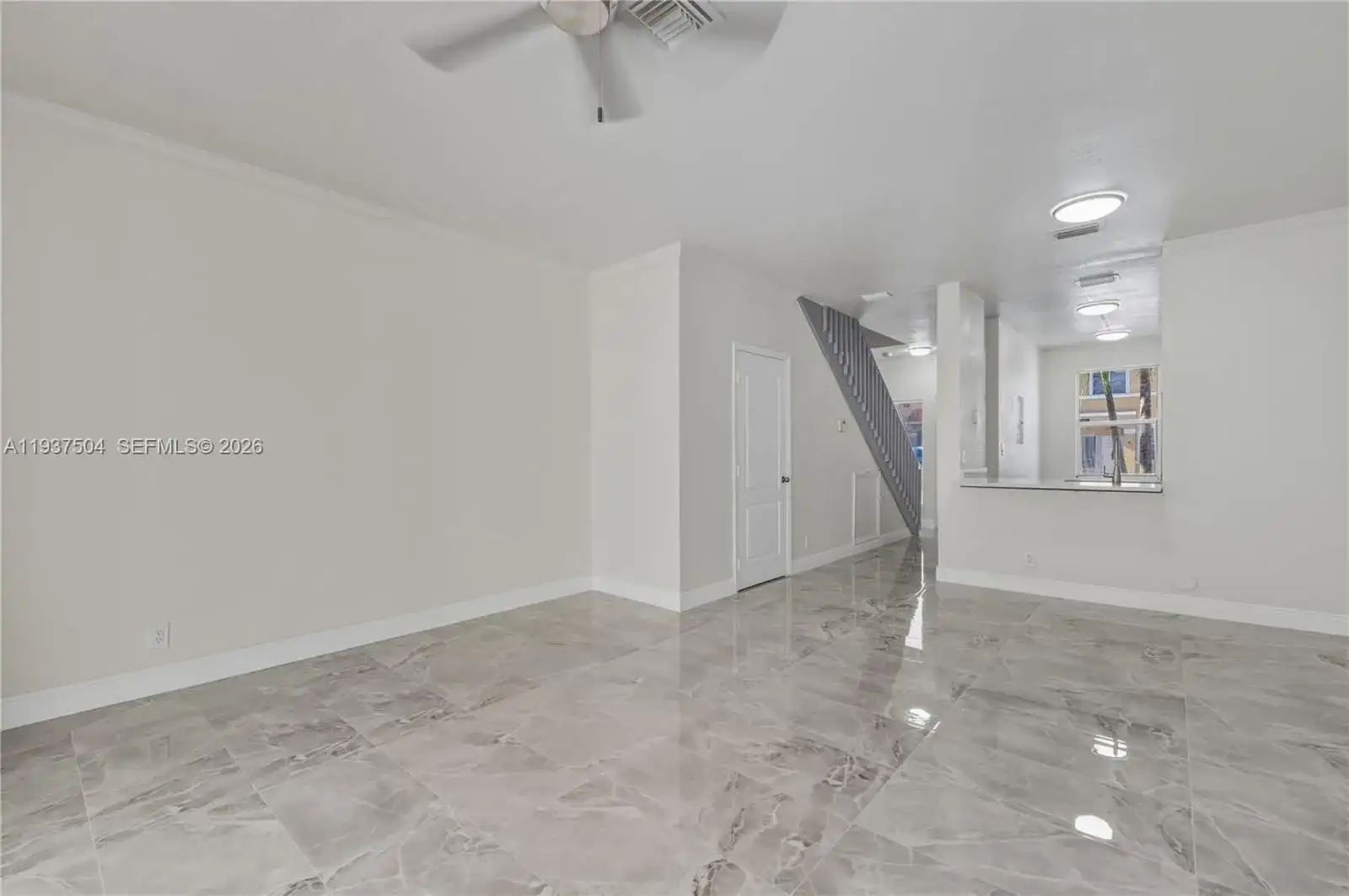 810 NE 212th Ter # 5, Miami FL 33179 photo 3