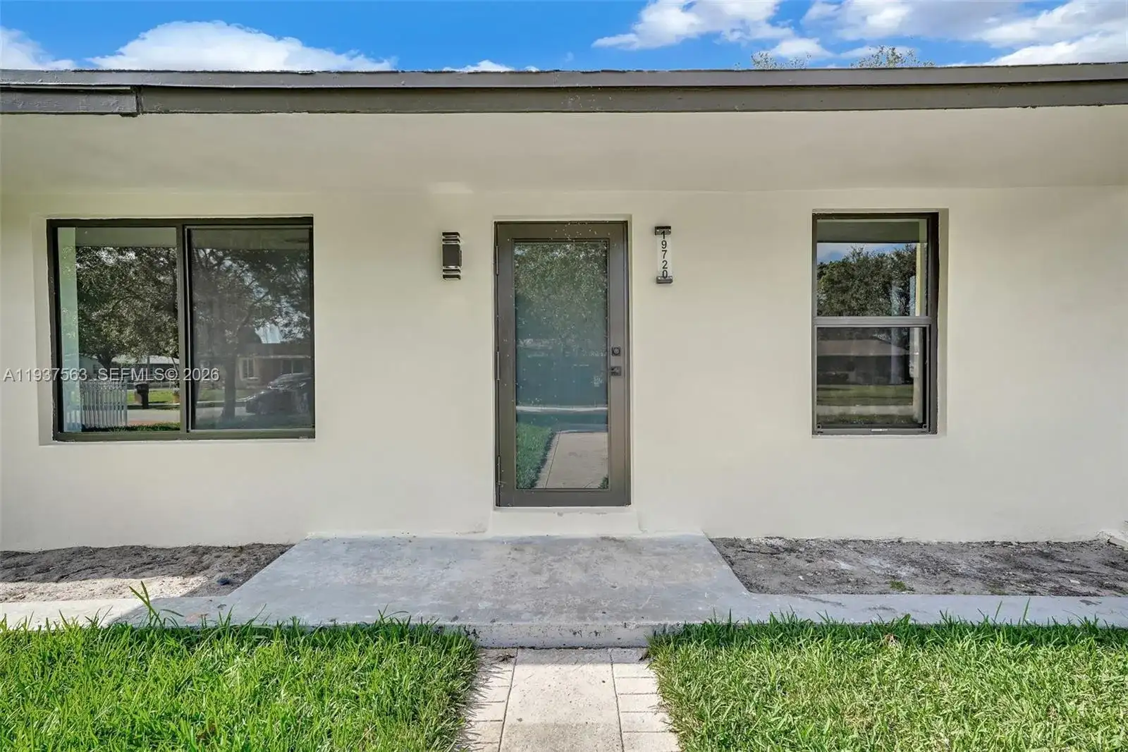19720 NW 33rd Ave, Miami Gardens FL 33056 photo 4