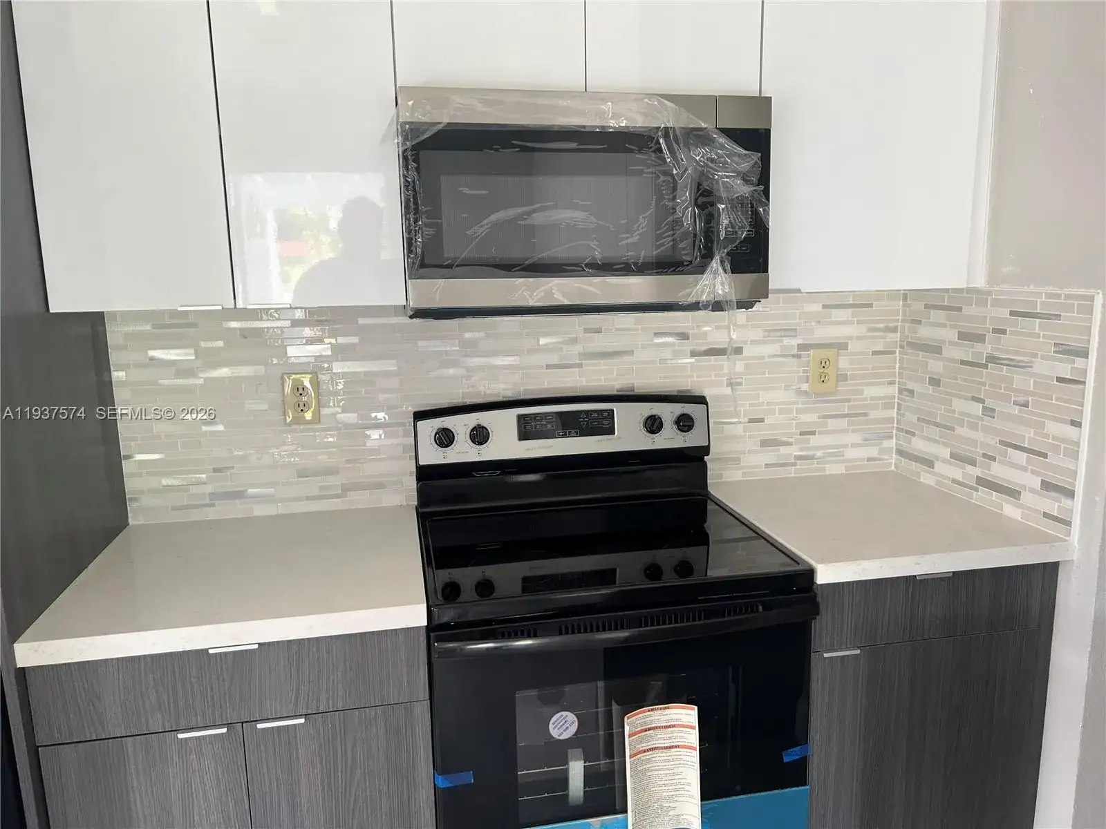 4321 NW 12th Ter, Oakland Park FL 33309 photo 5