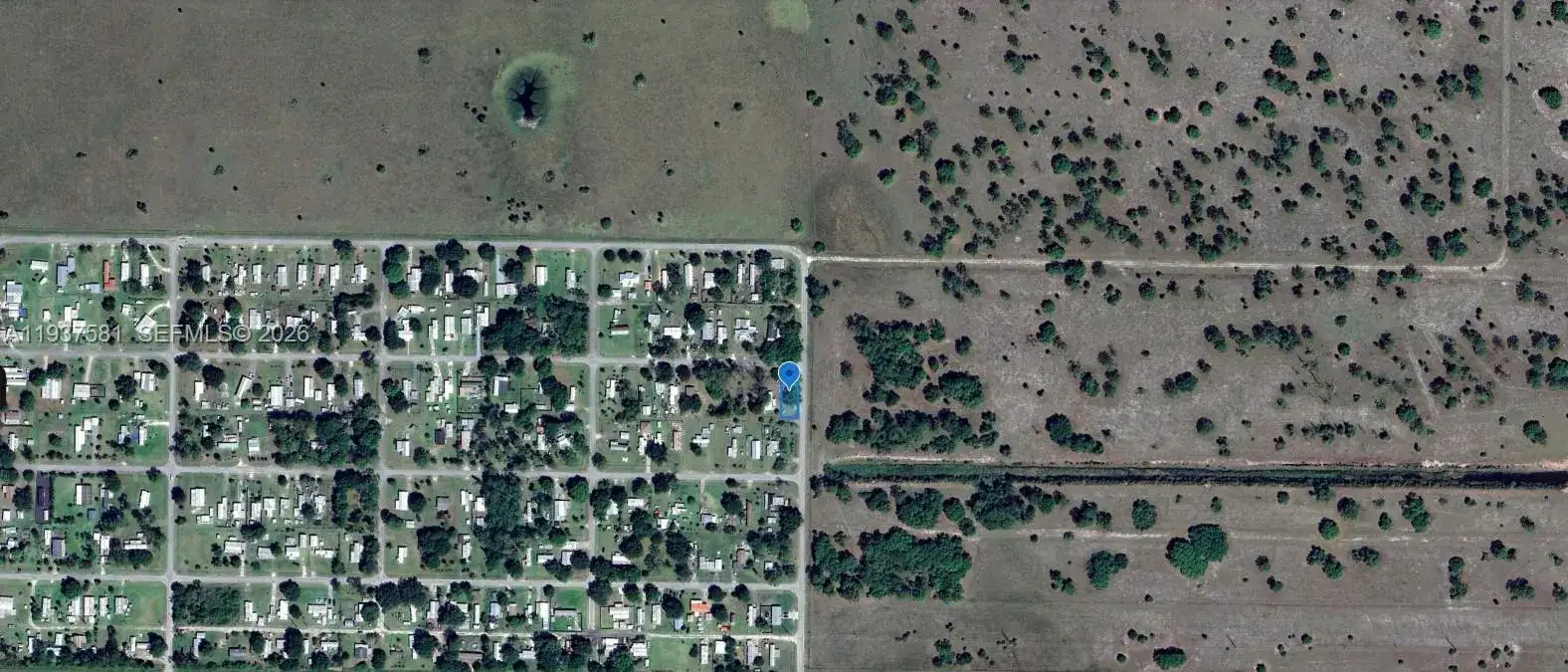 323 Jordan Ter, Okeechobee FL 34974 photo 2