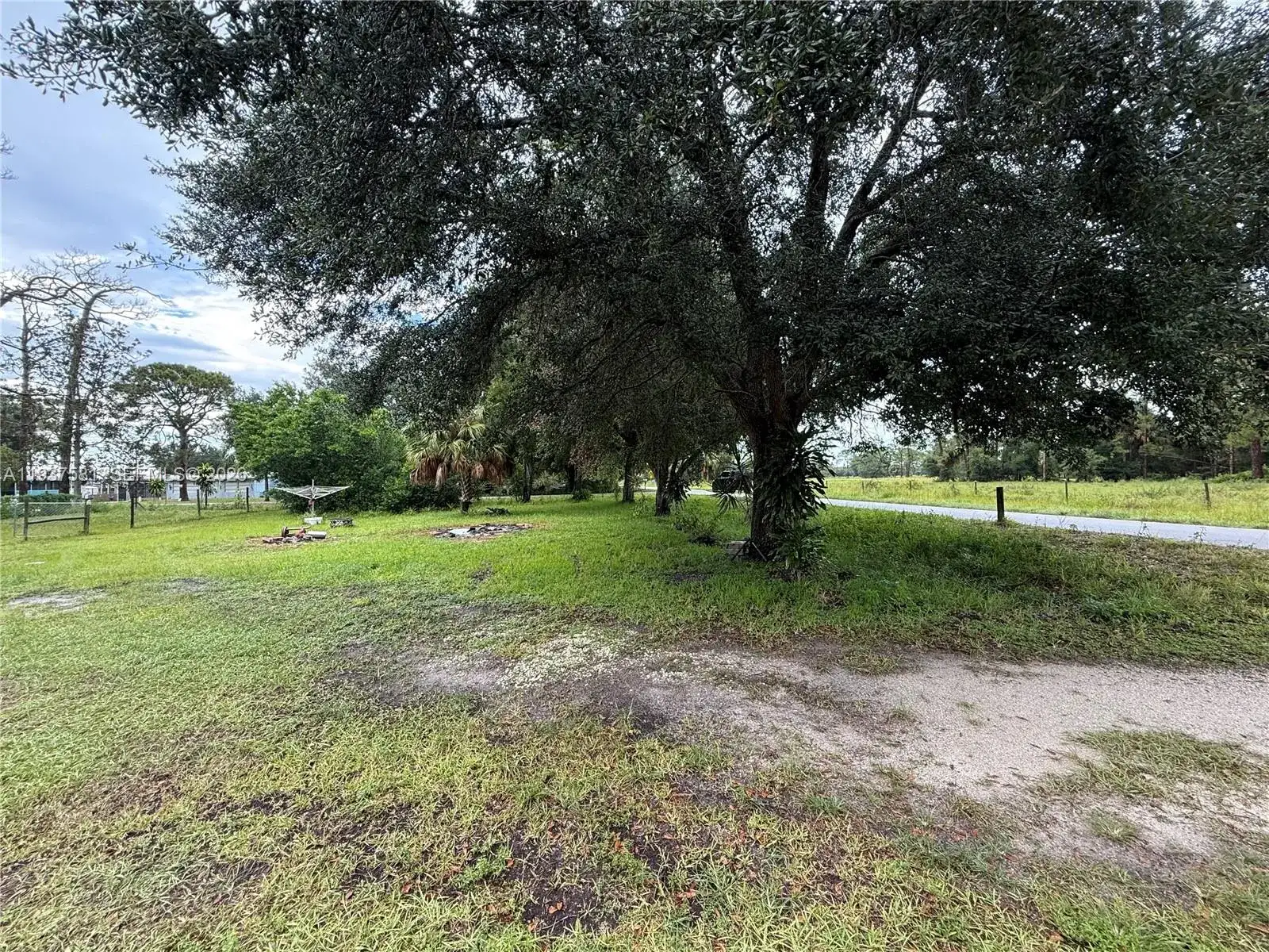 323 Jordan Ter, Okeechobee FL 34974 photo 4