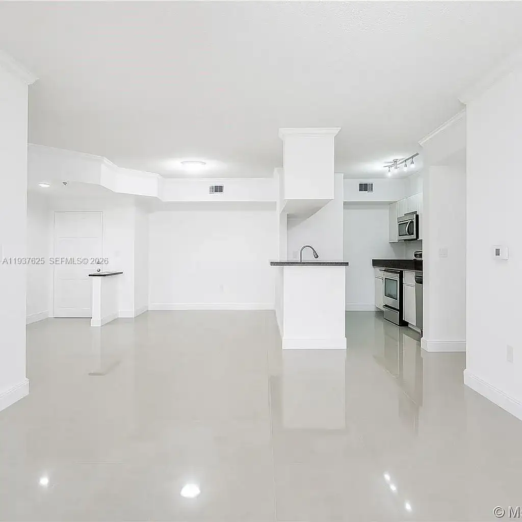 17125 N Bay Rd # 3104, Sunny Isles Beach FL 33160 photo 4