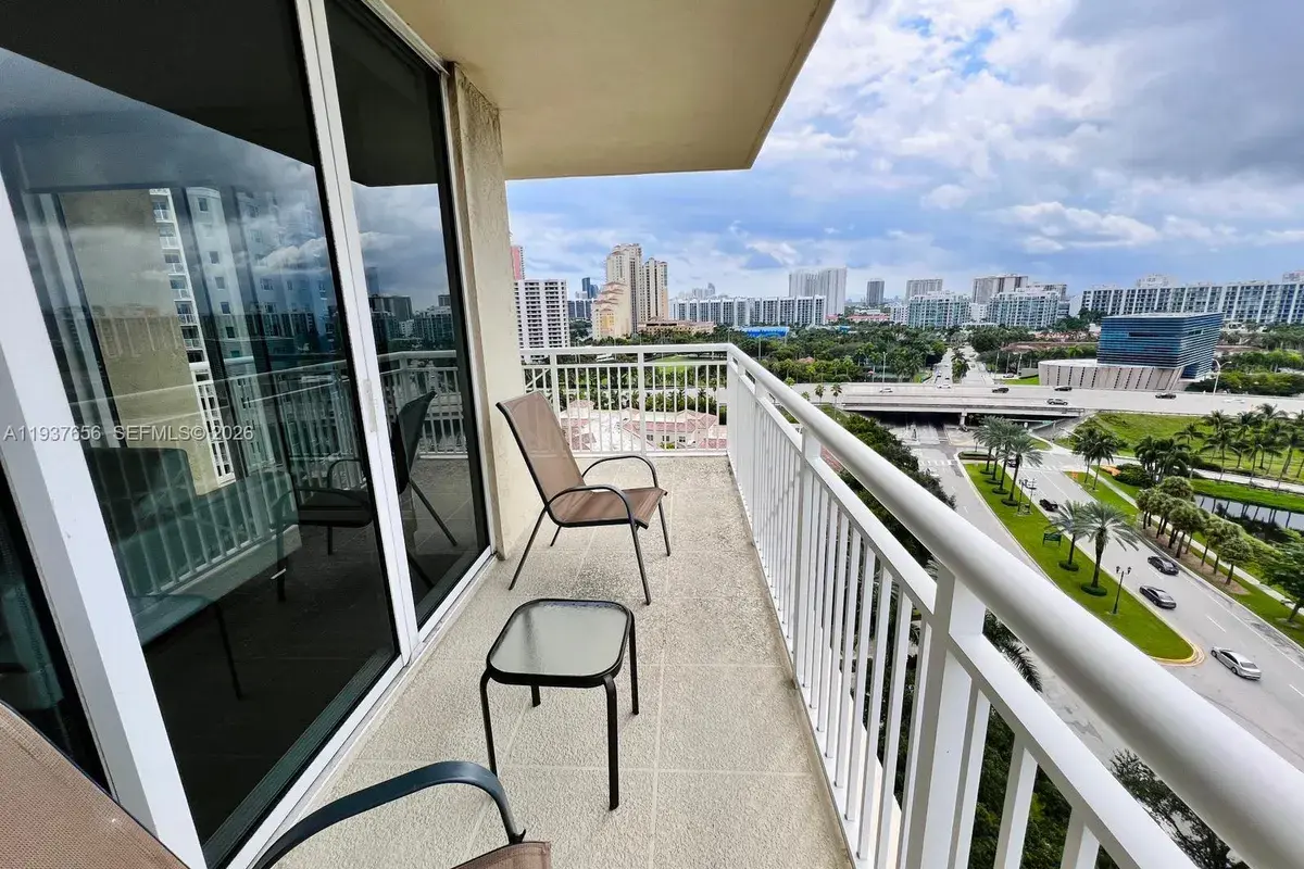 19501 W Country Club Dr # 1408, Aventura FL 33180