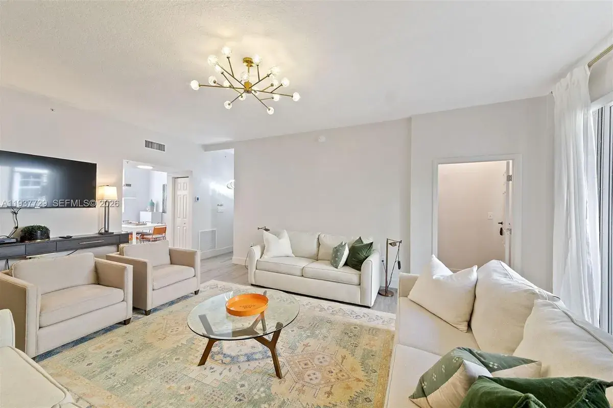 2067 S Ocean Dr, Hallandale Beach FL 33009