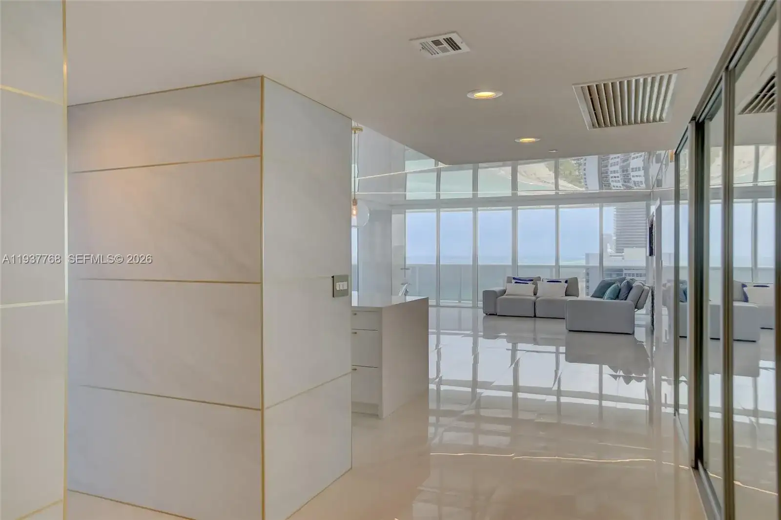 1830 S Ocean Dr # 2402, Hallandale Beach FL 33009 photo 5