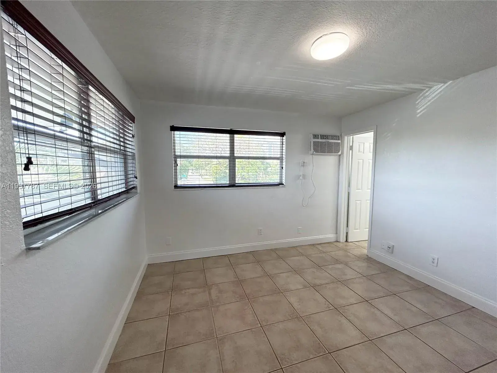 715 NE 6th St # 12, Fort Lauderdale FL 33304