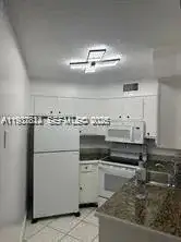 212 Lake Pointe Dr # 210, Oakland Park FL 33309 photo 4