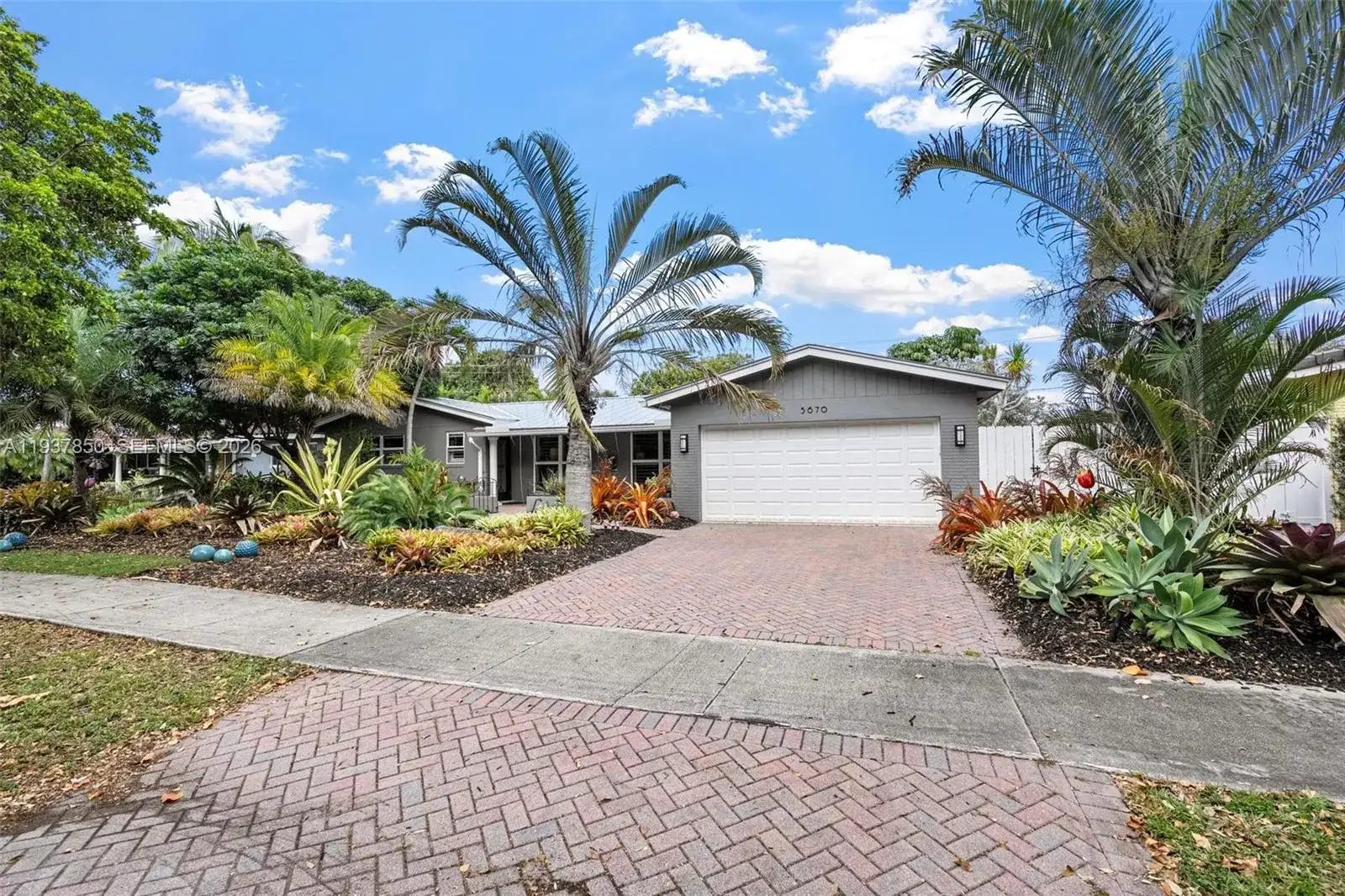 5670 NE 21st Dr, Fort Lauderdale FL 33308 photo 3