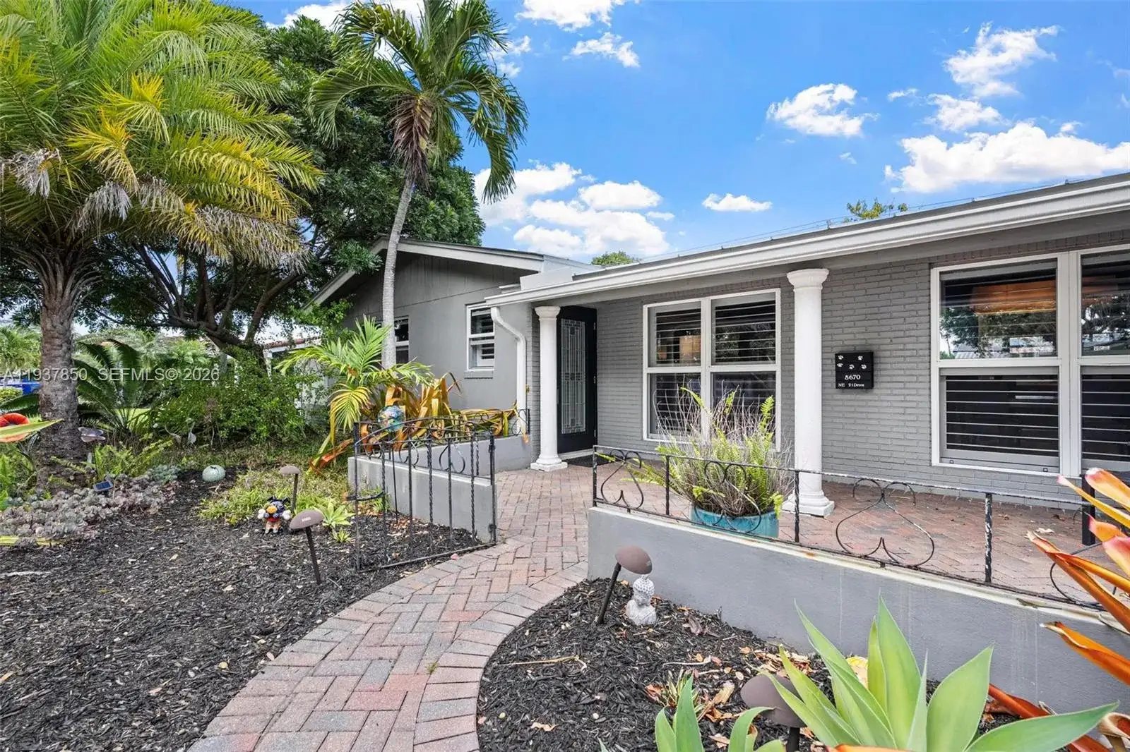 5670 NE 21st Dr, Fort Lauderdale FL 33308 photo 4