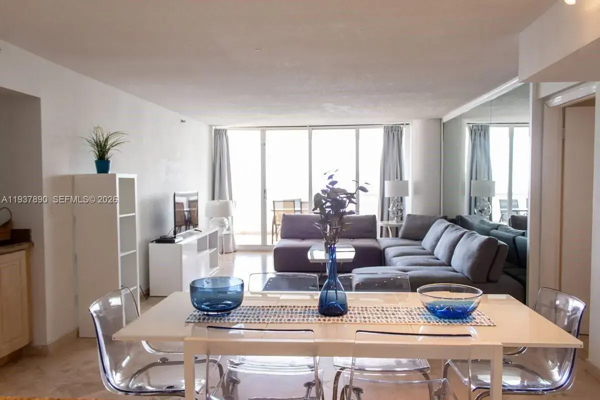 1717 N Bayshore Dr # 4141, Miami FL 33132