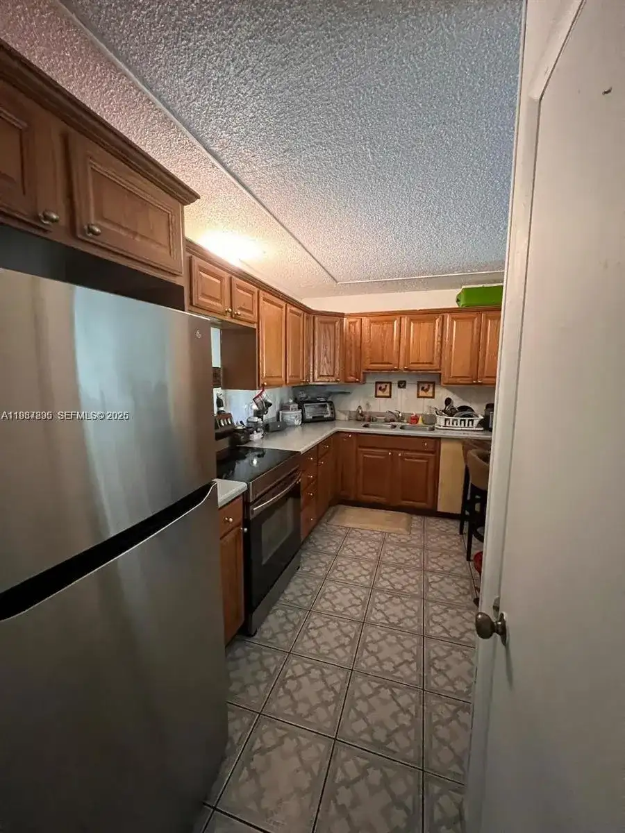 14830 Naranja Lakes Blvd, Homestead FL 33032 photo 2