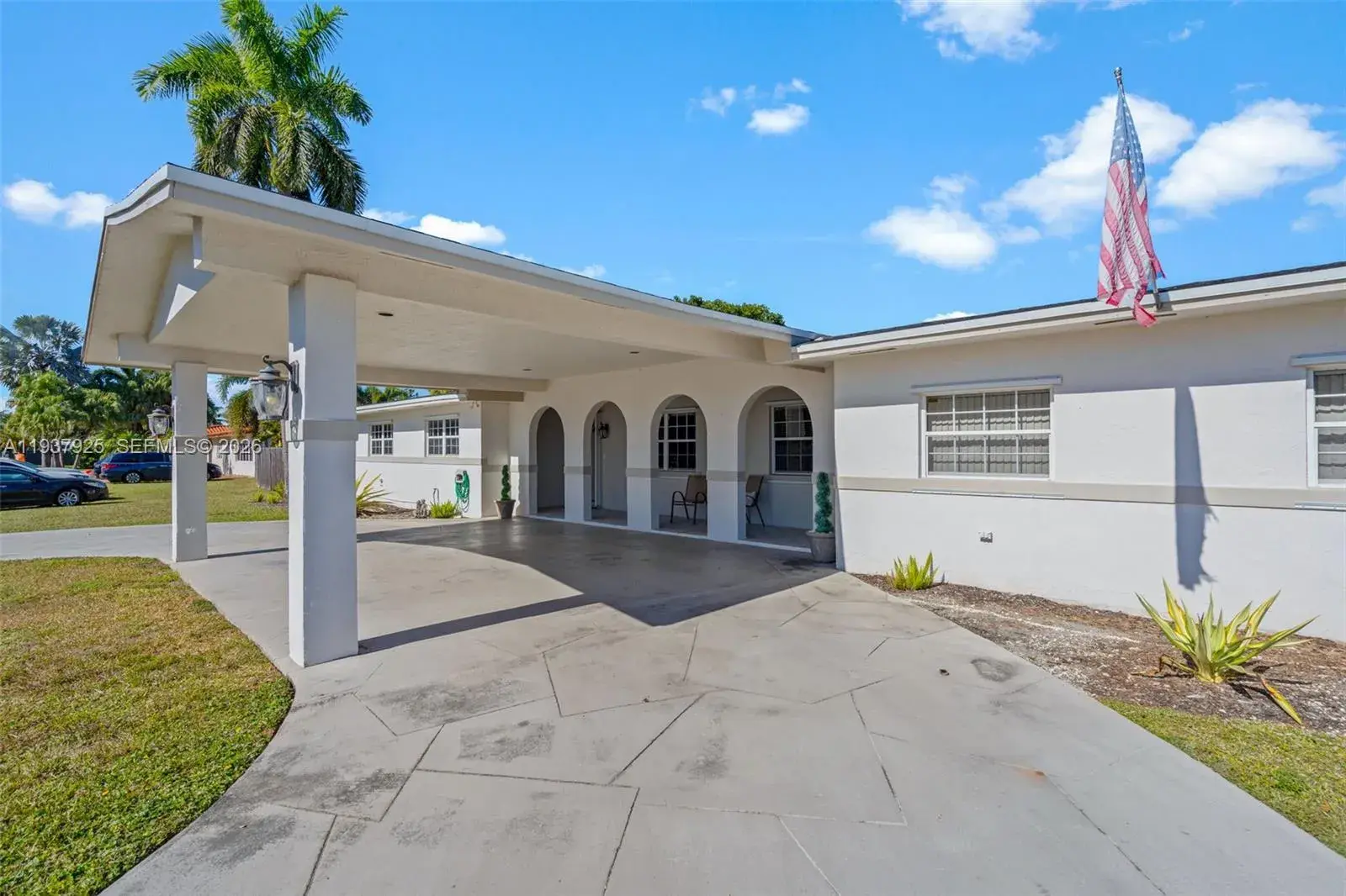 12805 SW 193rd Ter, Miami FL 33177
