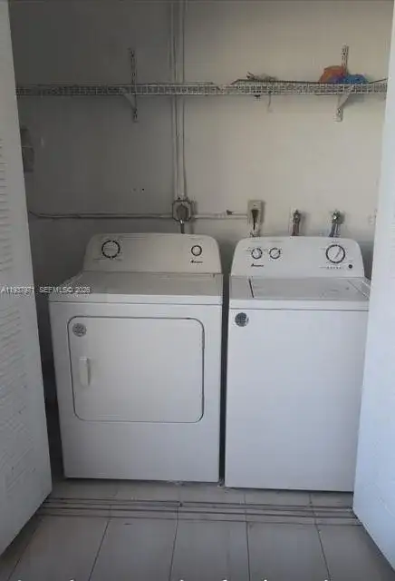 10847 NW 7th St # 22, Miami FL 33126 photo 2