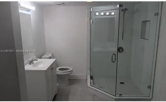 10847 NW 7th St # 22, Miami FL 33126 photo 3