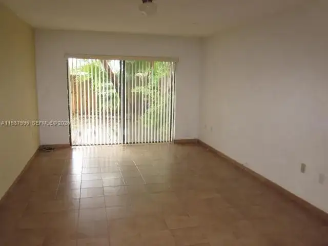 13224 SW 10 TE, Miami FL 33184 photo 4