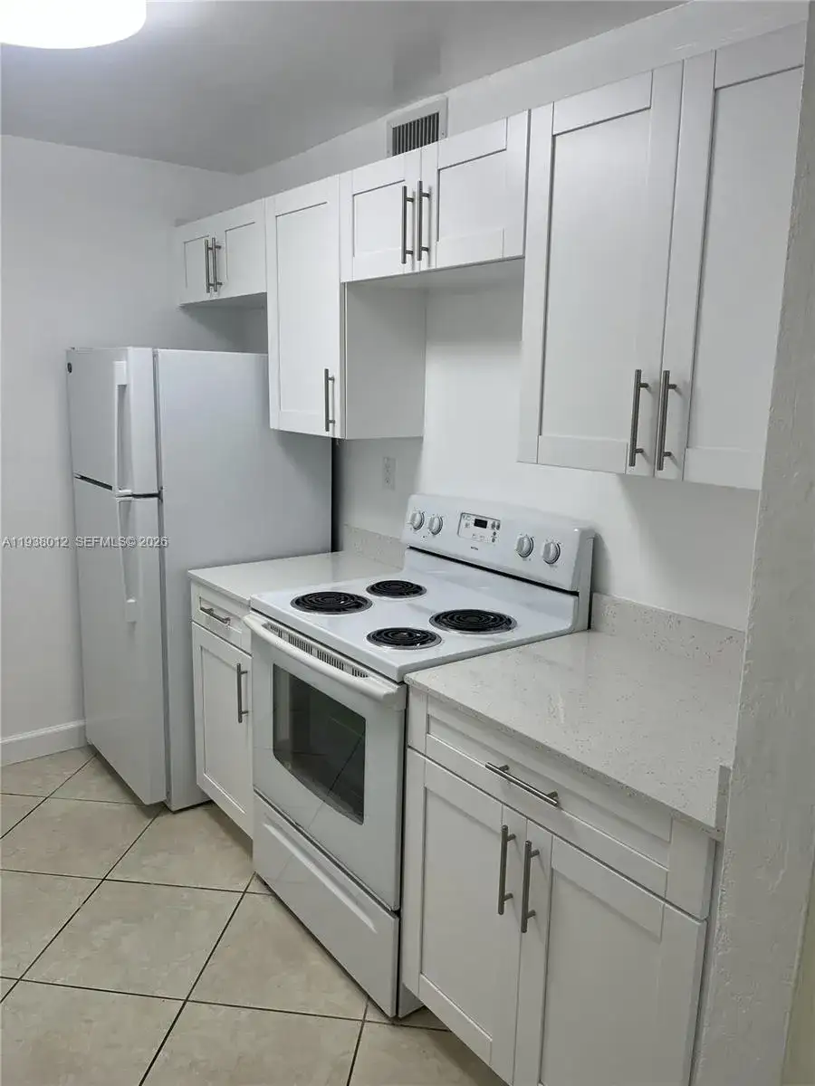 10802 N Kendall Dr # P1, Miami FL 33176 photo 4