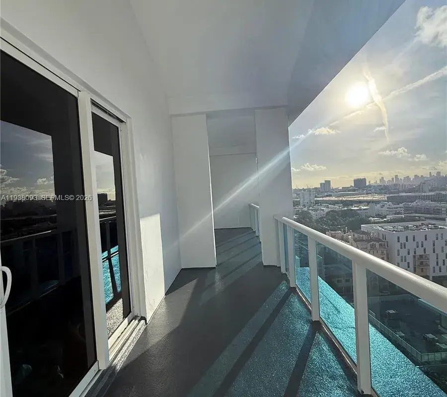 2301 Collins Ave # 22, Miami Beach FL 33139