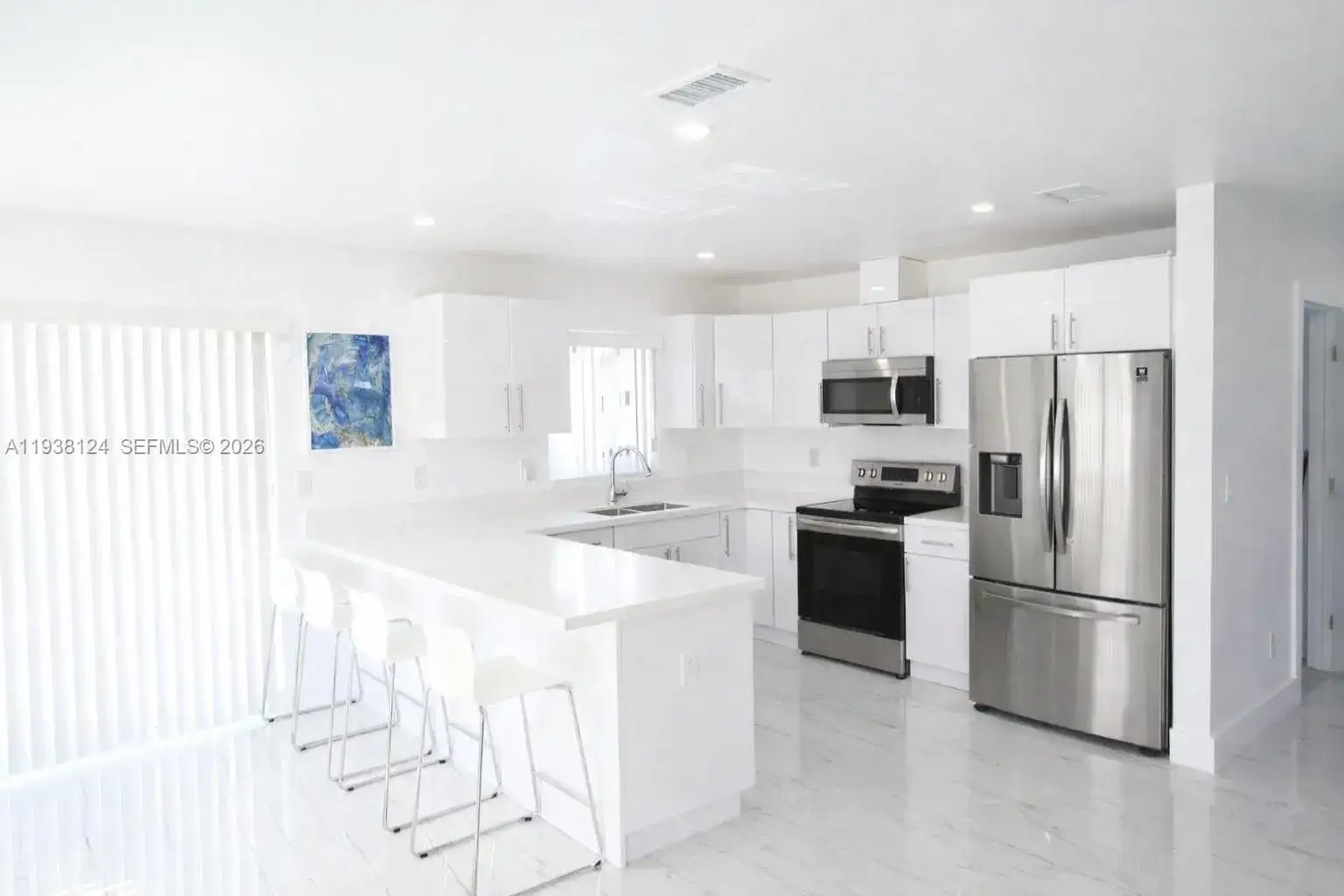 798 W 31st St, Hialeah FL 33012 photo 3