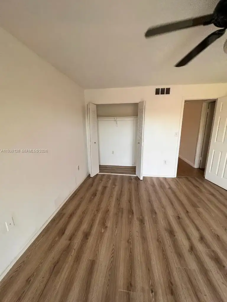20520 NW 15th Ave # 221, Miami Gardens FL 33169 photo 2