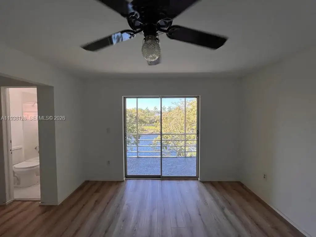 20520 NW 15th Ave # 221, Miami Gardens FL 33169 photo 4