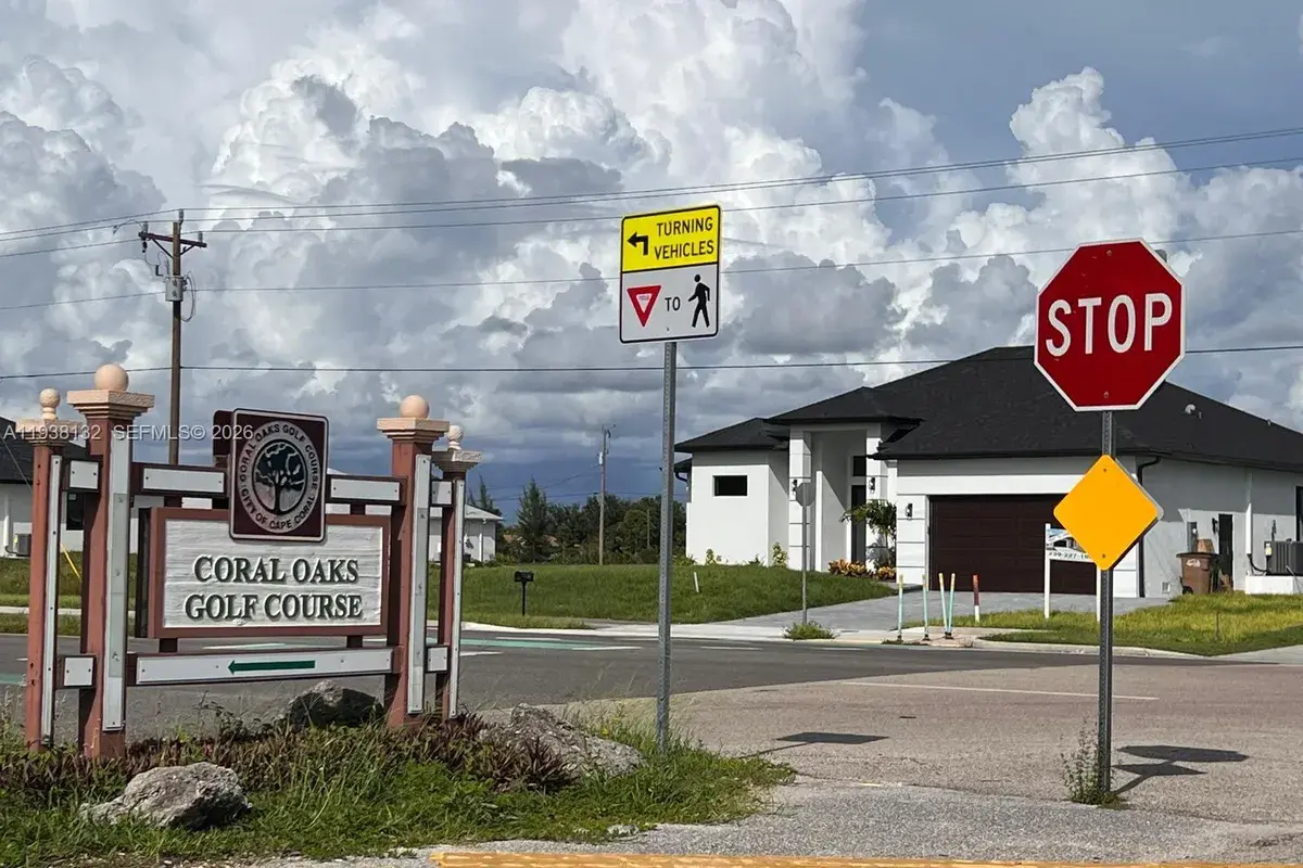 2703 Van Buren PKWY, Other City - In The State Of Florida FL 33993