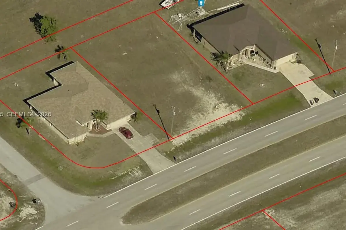 2053 Diplomat PKWY W, Other City - In The State Of Florida FL 3844