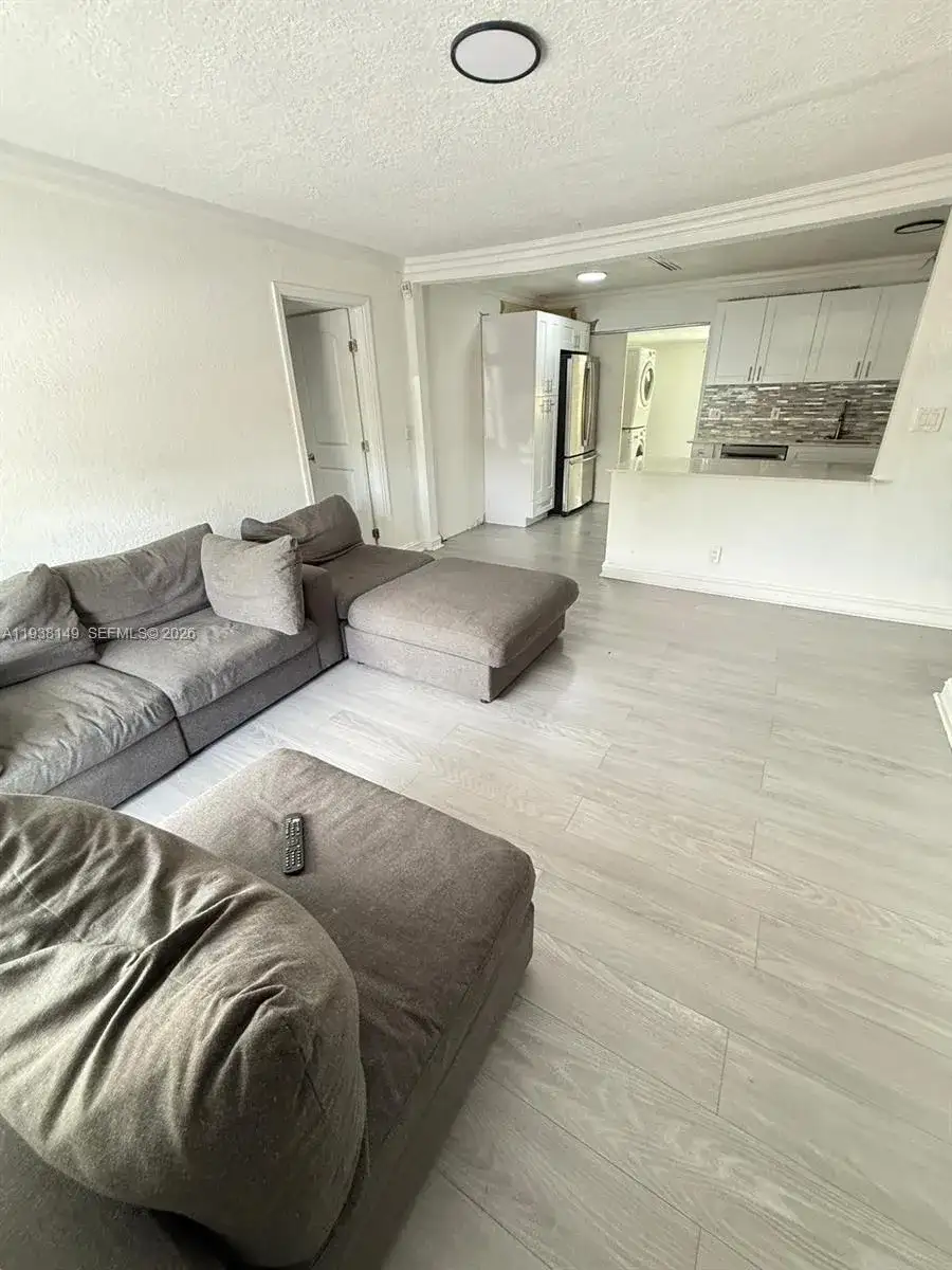 4361 SW 49th Ct, Dania Beach FL 33314 photo 4