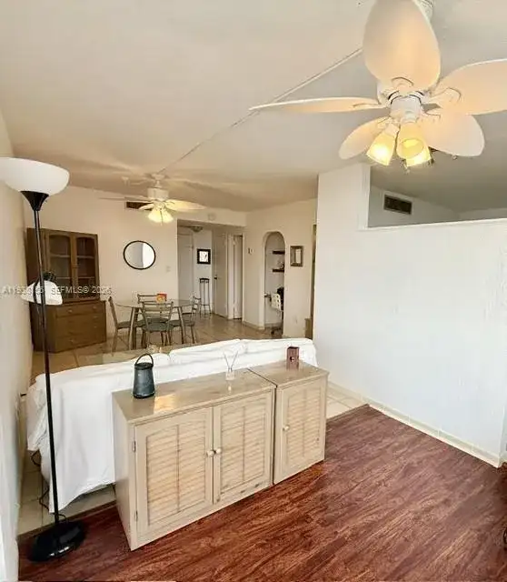2899 Collins # 1114, Miami Beach FL 33140 photo 5