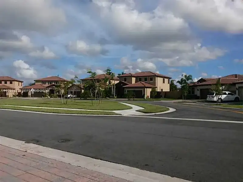 191 SE 35 TH AV., Homestead FL 33033 photo 3