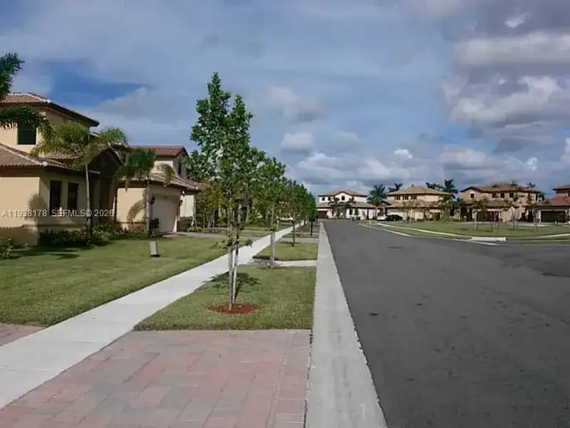 191 SE 35 TH AV., Homestead FL 33033 photo 4