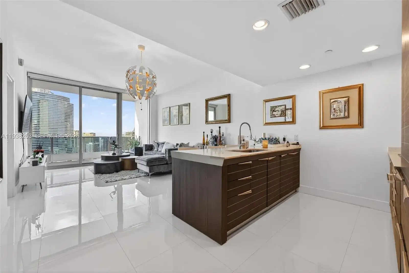 200 Biscayne Boulevard Way # 4414, Miami FL 33131 photo 2