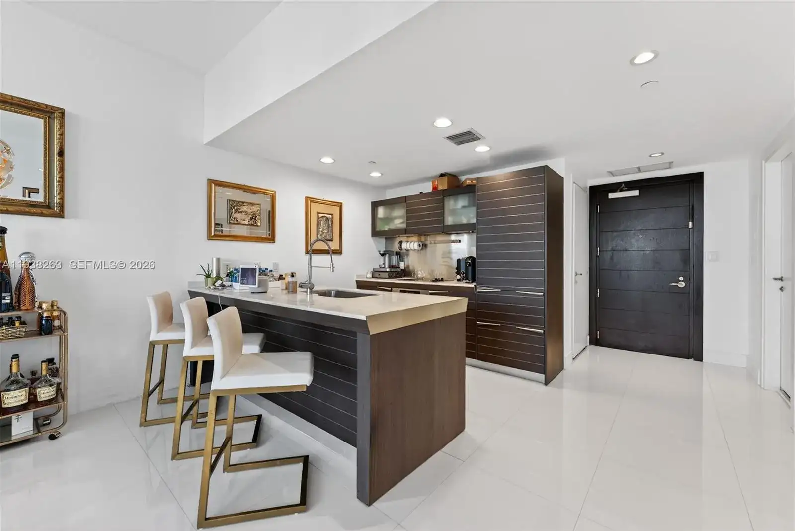 200 Biscayne Boulevard Way # 4414, Miami FL 33131 photo 4