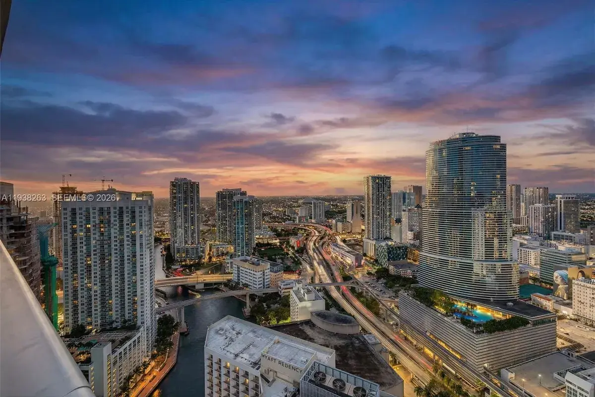 200 Biscayne Boulevard Way # 4414, Miami FL 33131
