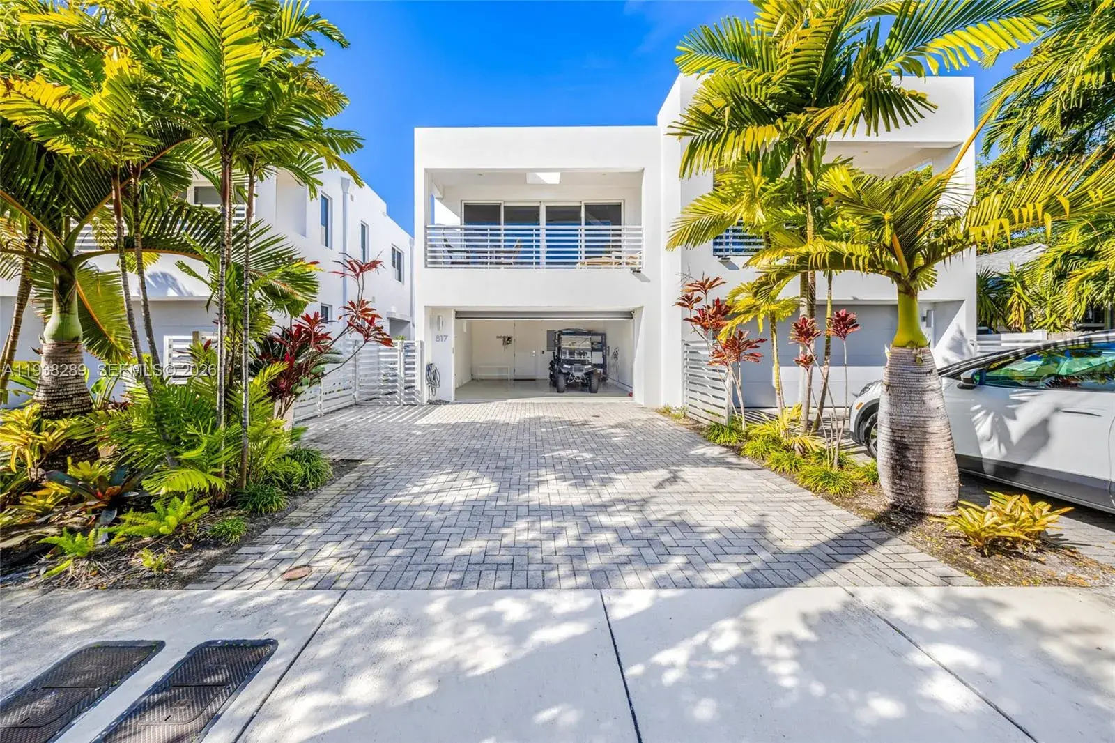 817 NE 17th Way, Fort Lauderdale FL 33304