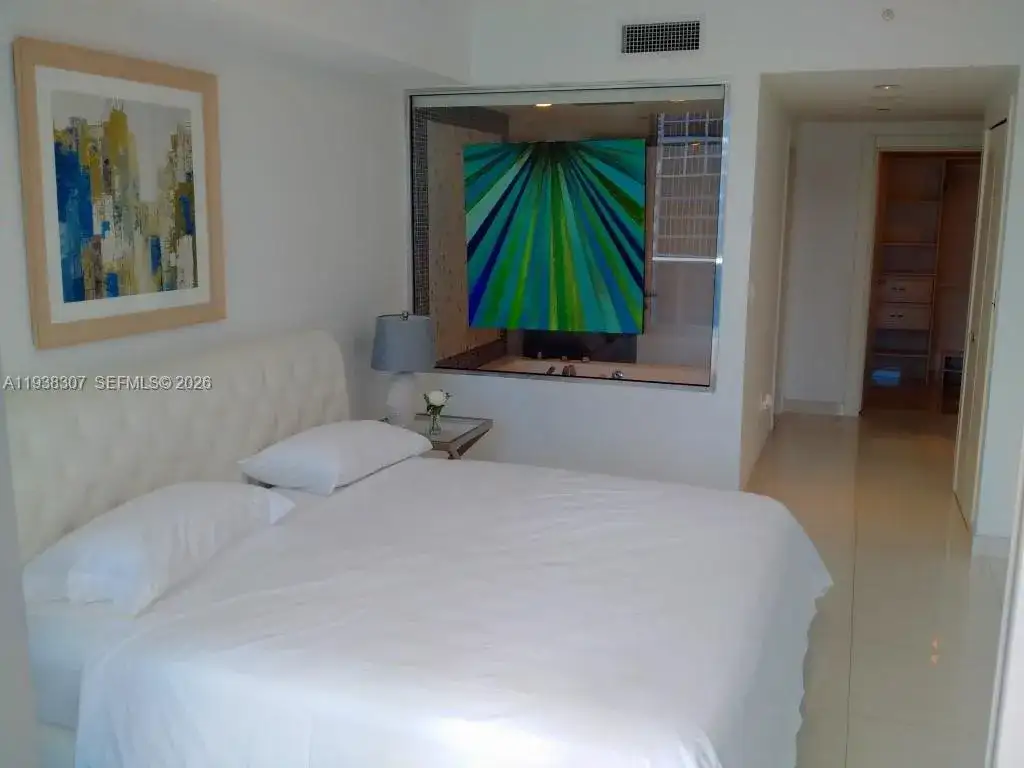 200 Biscayne Boulevard Way # 906, Miami FL 33131 photo 5