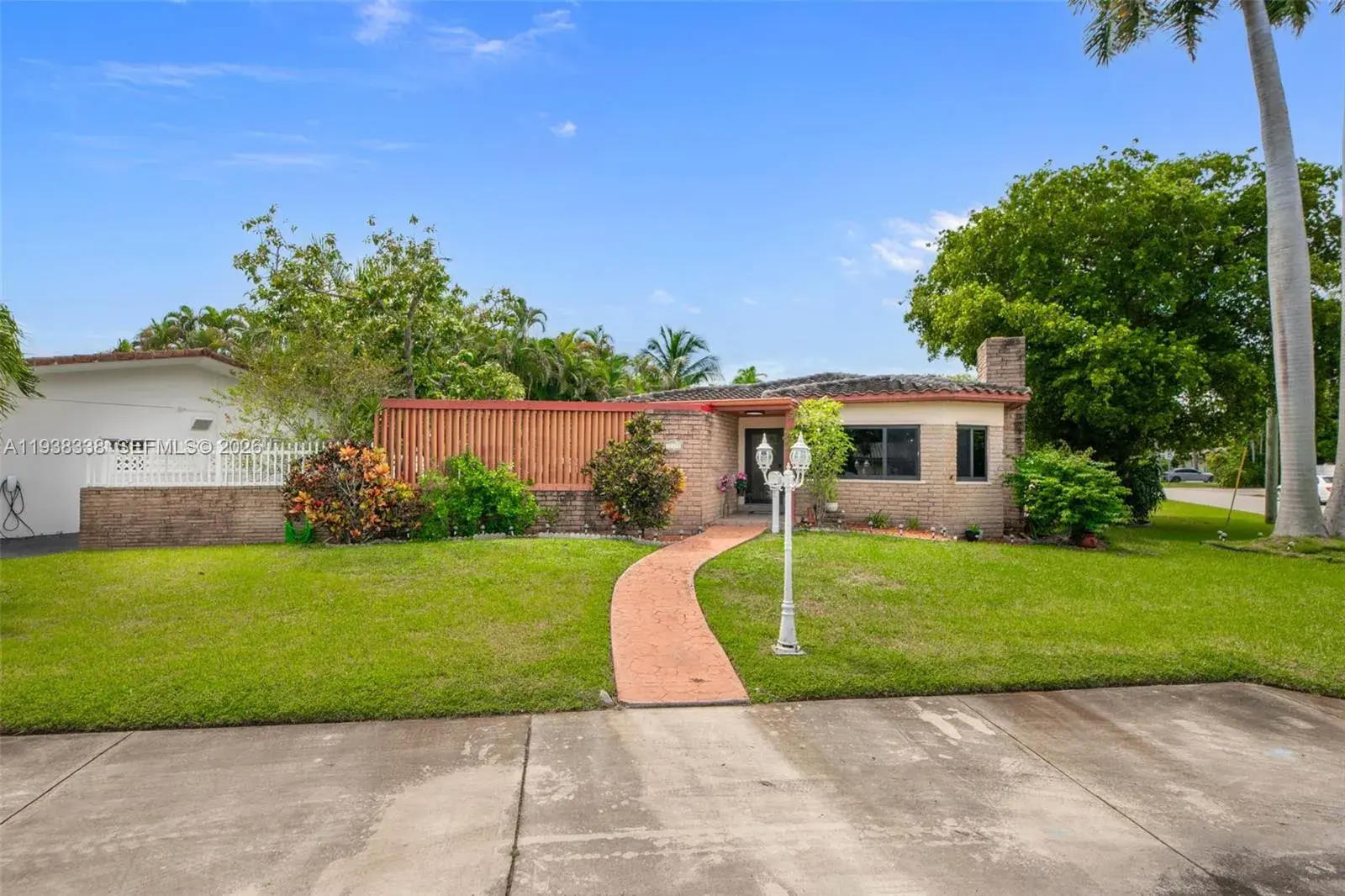 11490 W Biscayne Canal Rd, Miami FL 33161 photo 4
