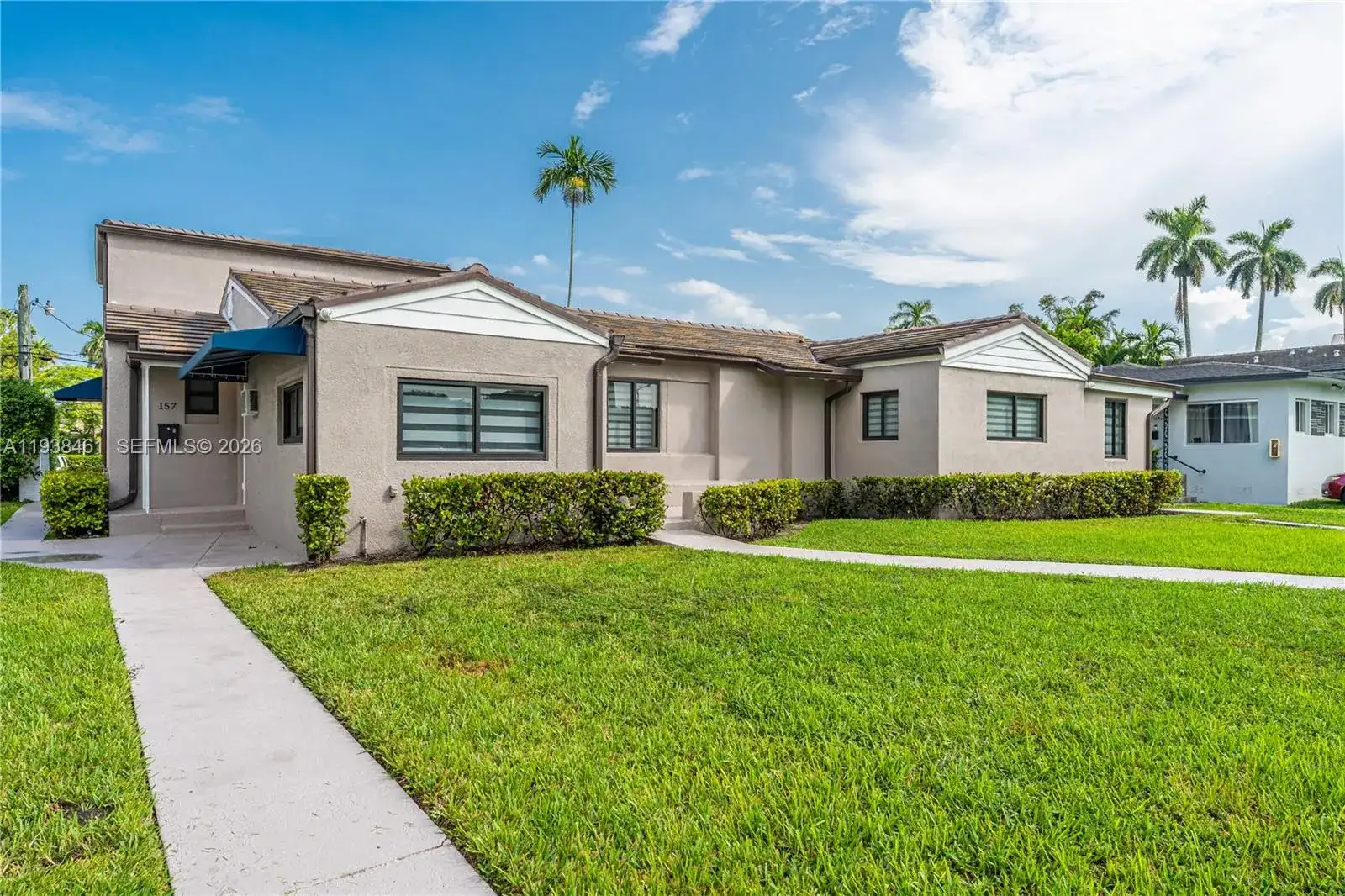 157 Curtiss Pkwy, Miami Springs FL 33166 photo 2