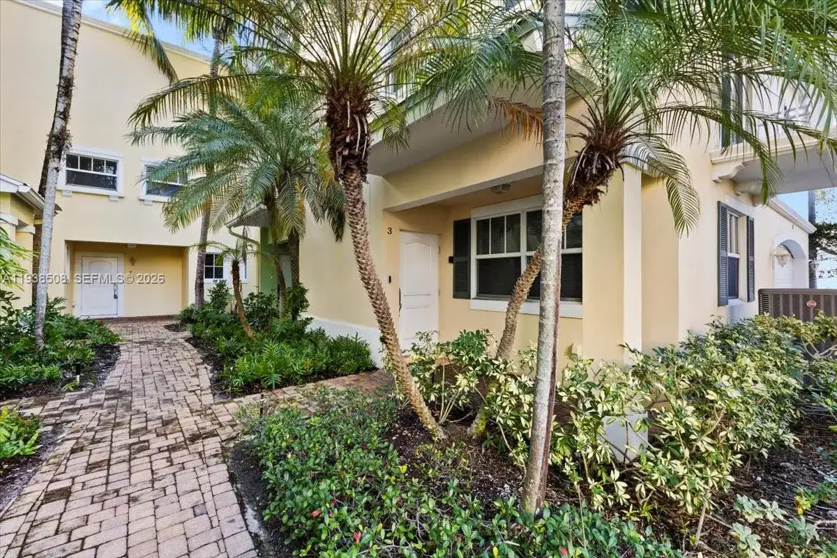 630 SE 15th St # 3, Fort Lauderdale FL 33316 photo 4