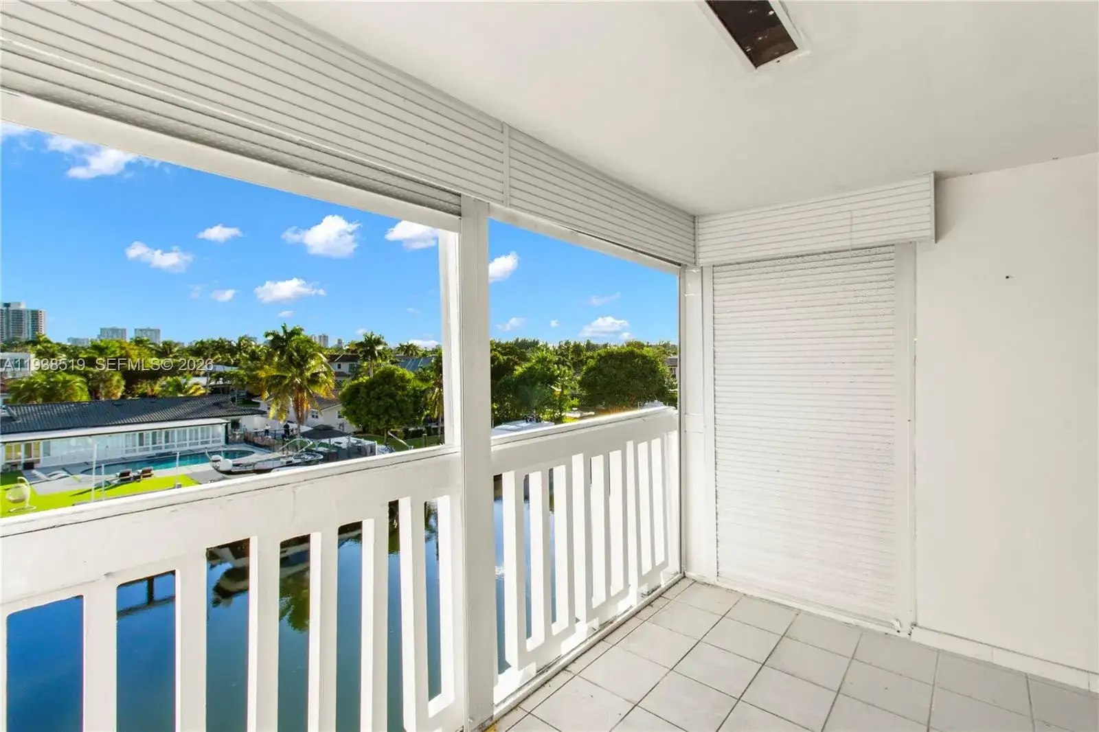 455 Paradise Isle Blvd # 402, Hallandale Beach FL 33009 photo 3