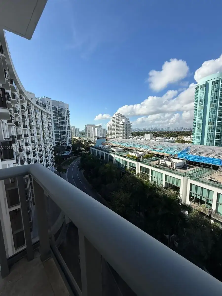6039 Collins Ave # 1236, Miami Beach FL 33140 photo 2